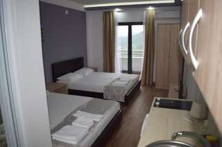 Апартаменты Spa Resort Bevilacqua Будва Апартаменты с террасой, вид на улицу-2